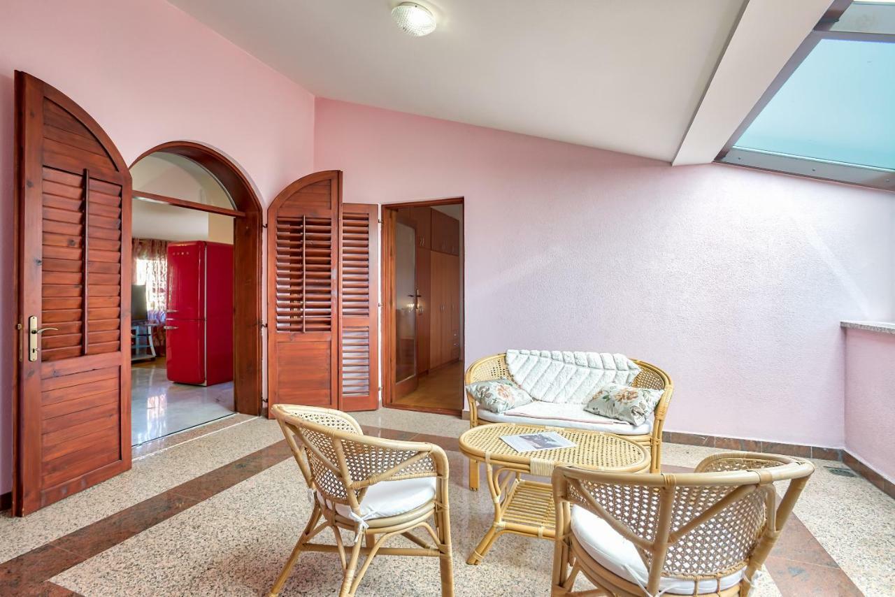 Villa Valentina Premantura Exterior foto